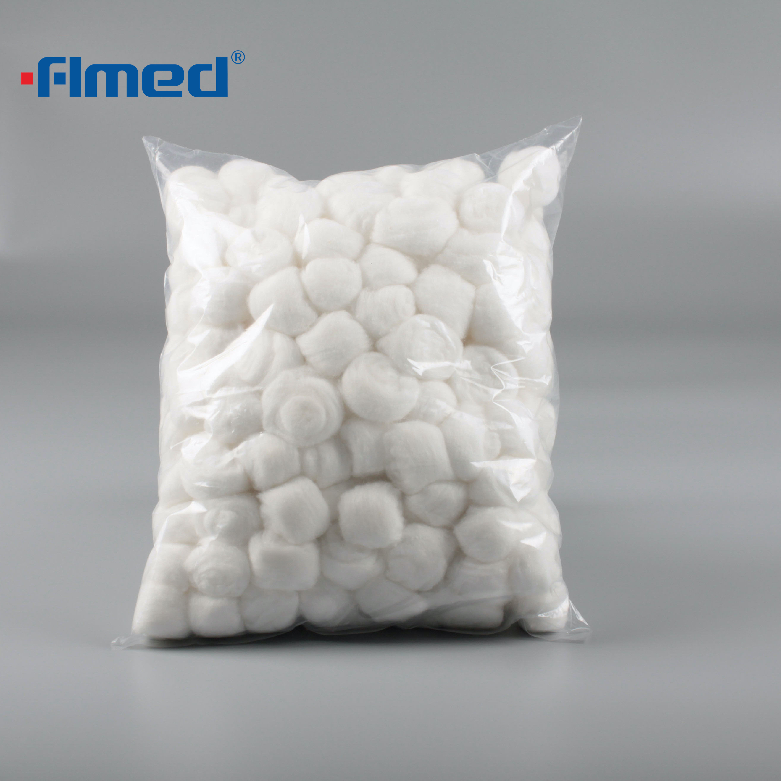 Usos criativos de bolas de algodão em regimes médicos e de beleza